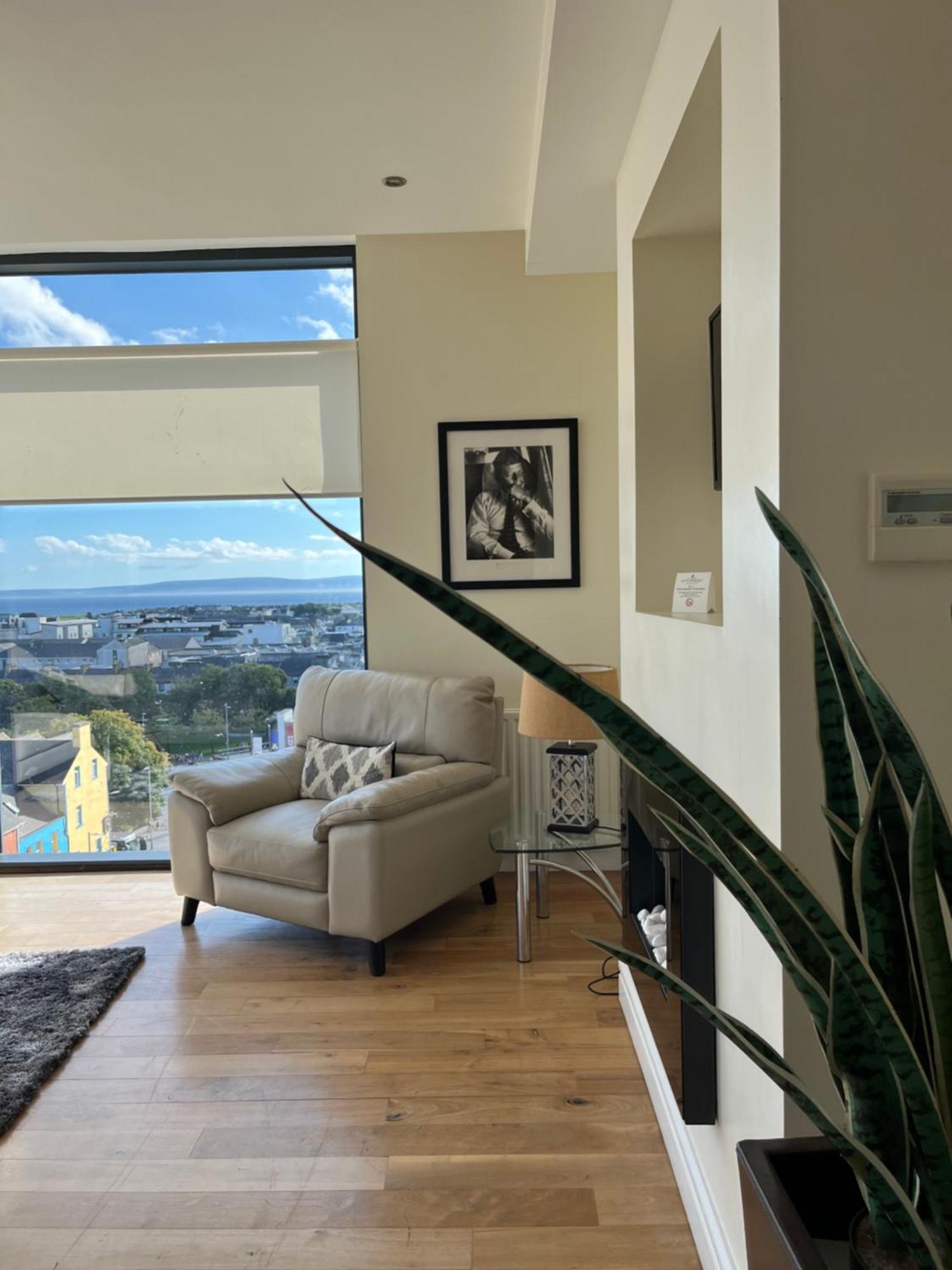 The Western Citypoint Apartments Galway Zewnętrze zdjęcie