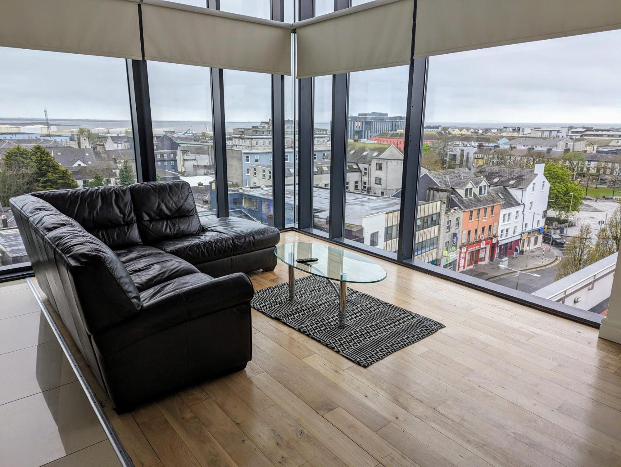 The Western Citypoint Apartments Galway Zewnętrze zdjęcie